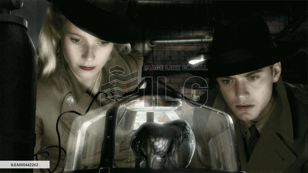 Sky Captain 'World Of Tomorrow (2004)