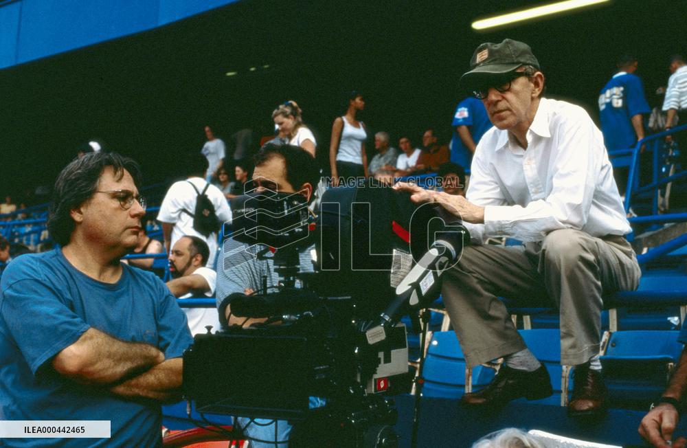 Small Time Crooks (2000)