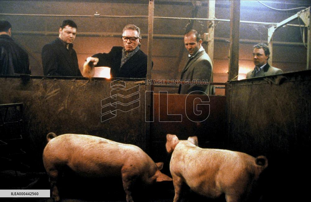 Snatch. (2000)