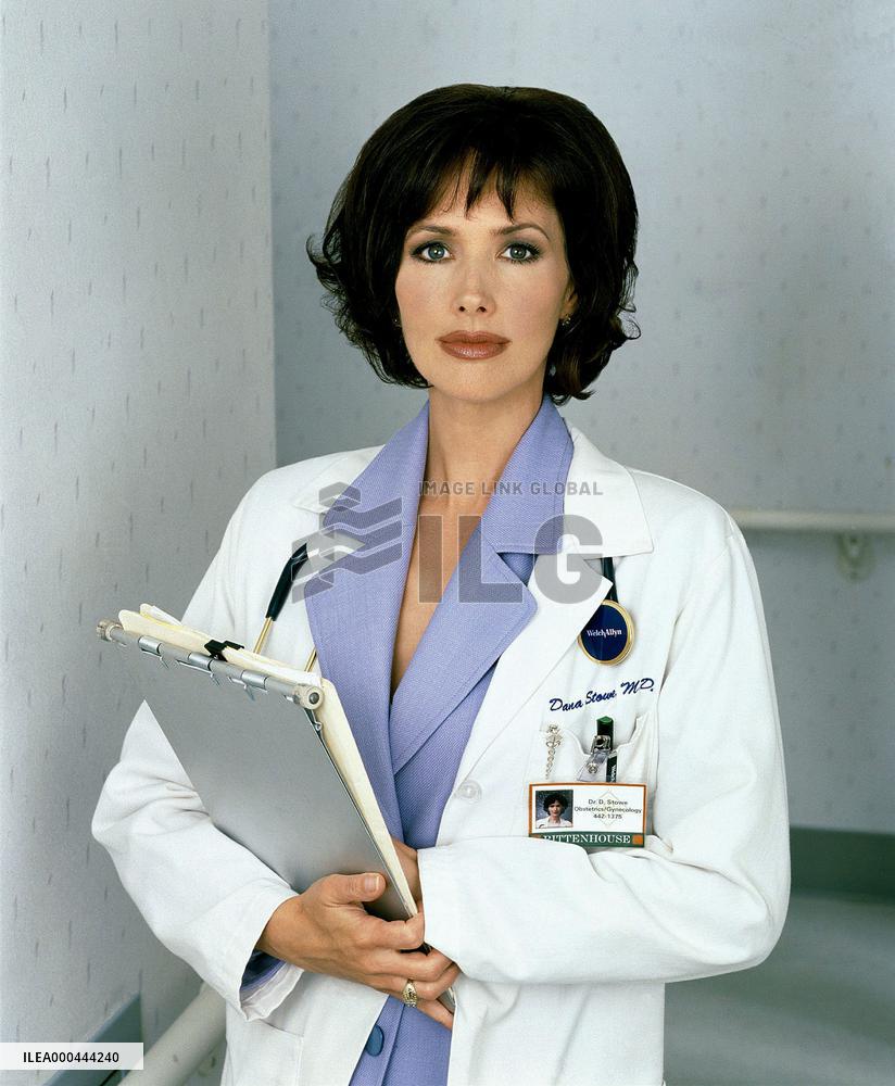 Strong Medicine (2000)