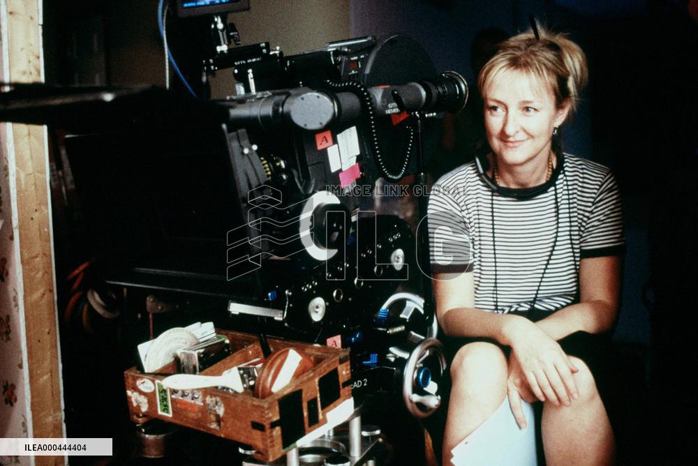 Sugar & Spice (2001)