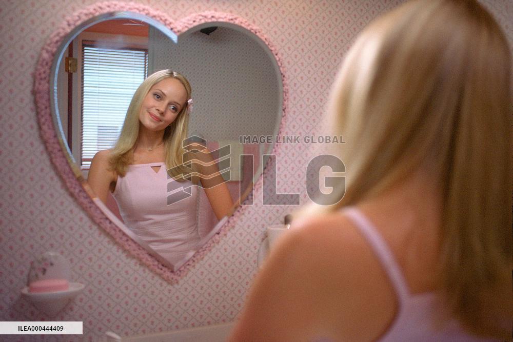 Sugar & Spice (2001)