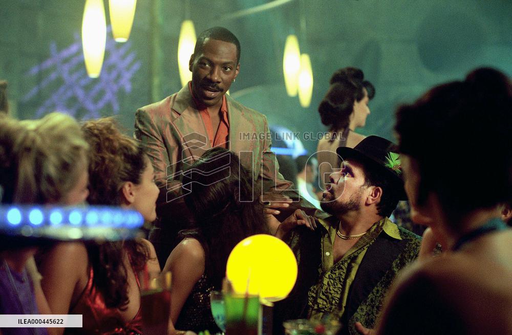 The Adventures Of Pluto Nash (2002)