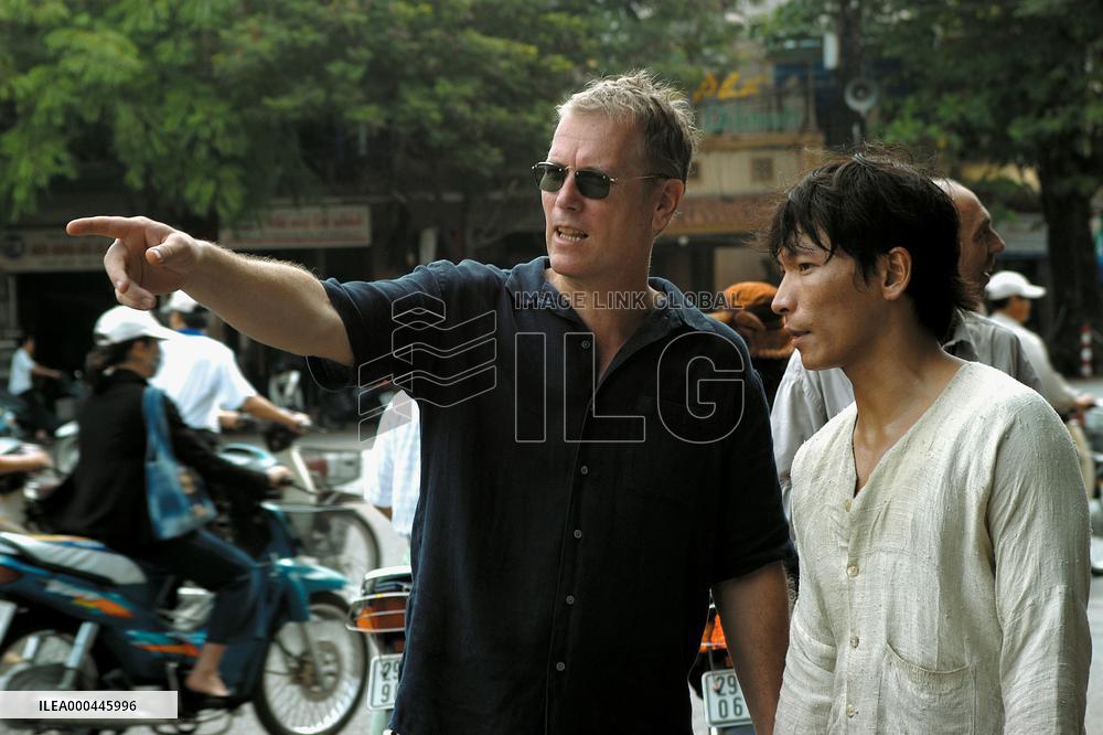 The Beautiful Country (2004)