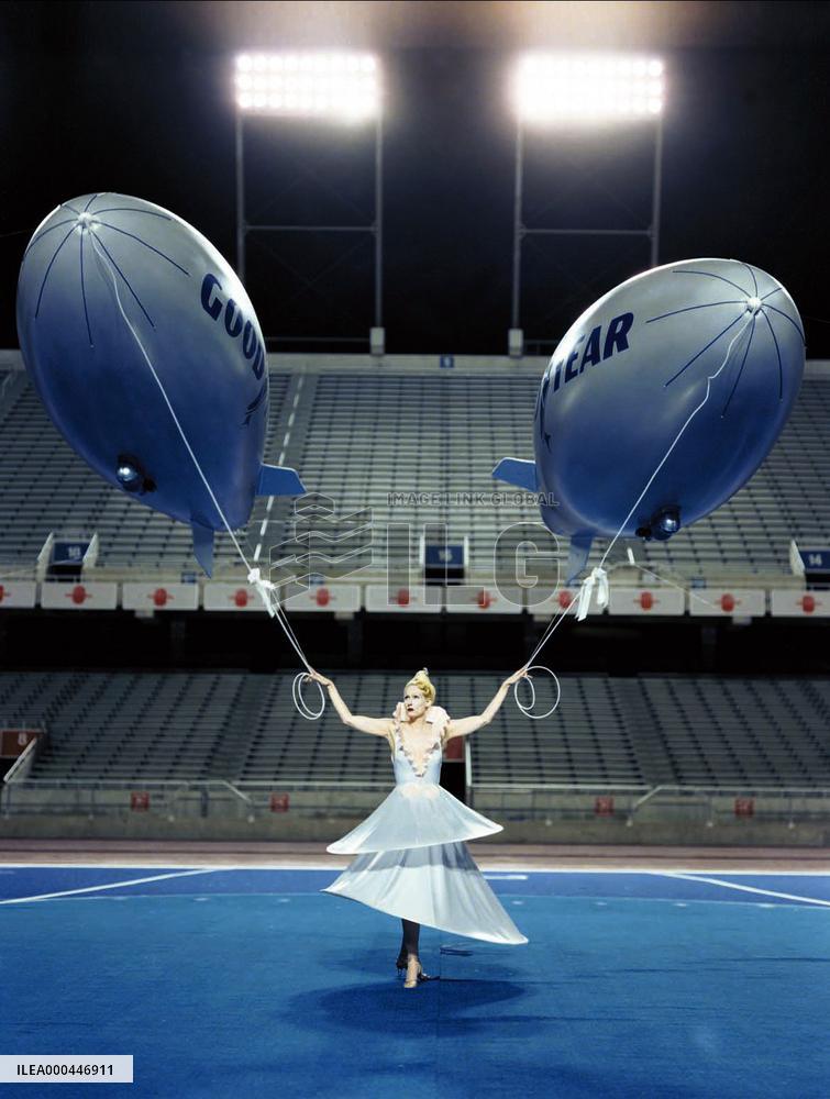 The Cremaster Cycle: A Convers (2004)