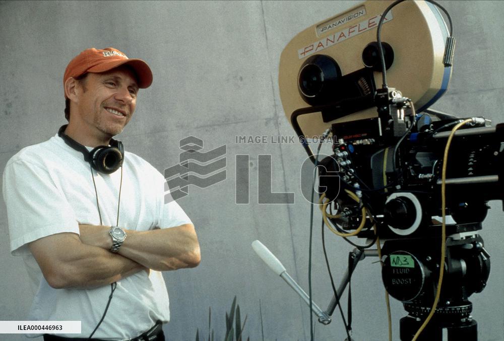 The Glass House (2001)