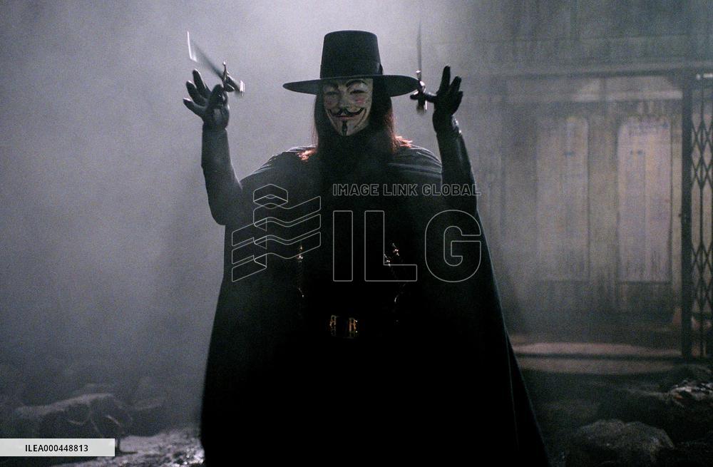 V For Vendetta (2005)