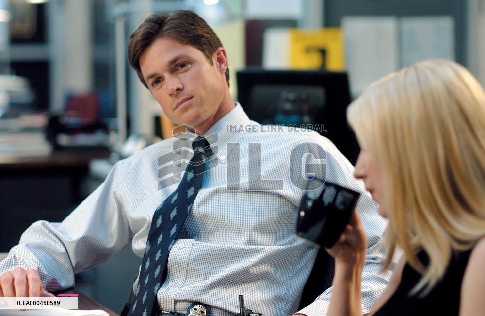 Without A Trace (2002)