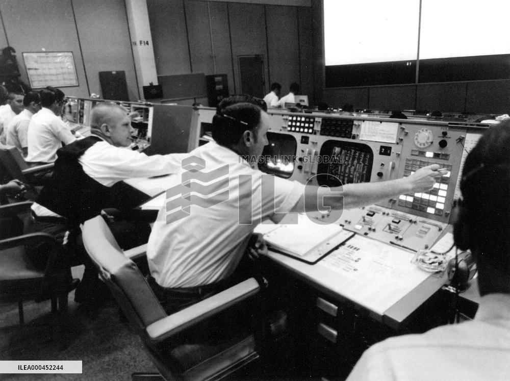 Apollo 11: The Untold Story (2006)