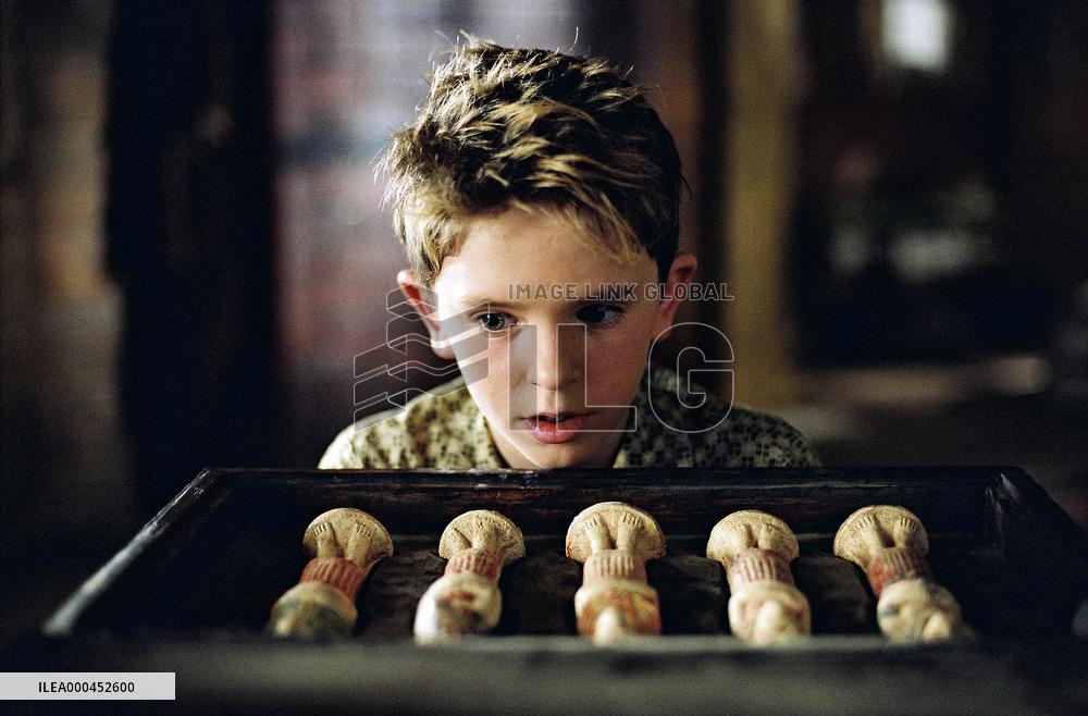 Arthur And The Invisibles (2006)