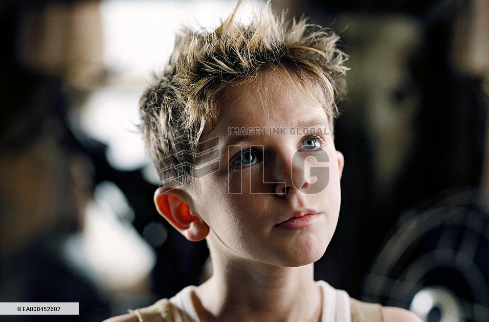 Arthur And The Invisibles (2006)