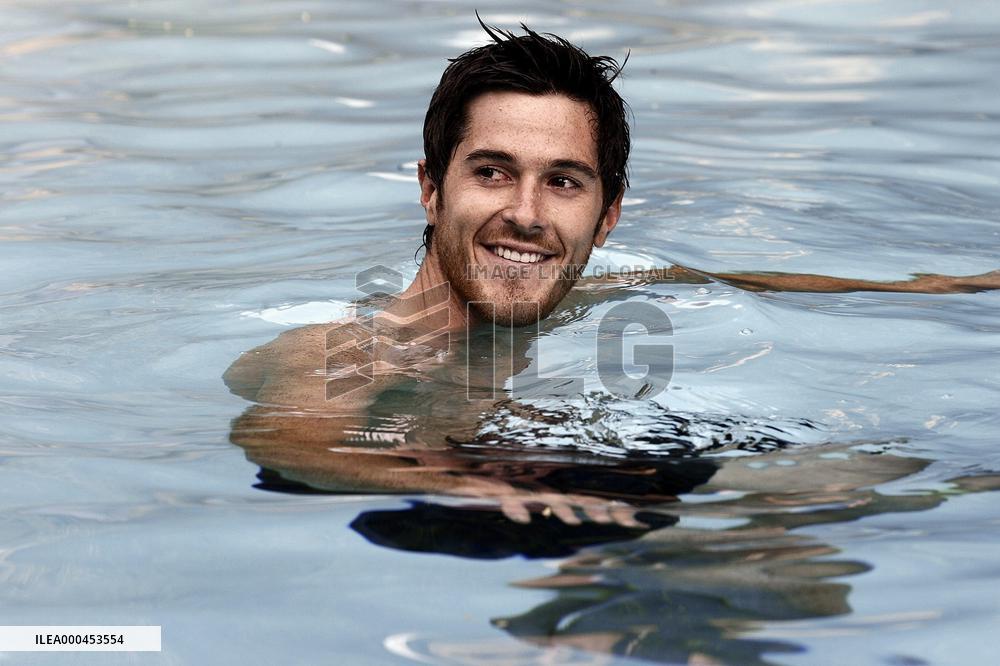 Brothers & Sisters (2006)