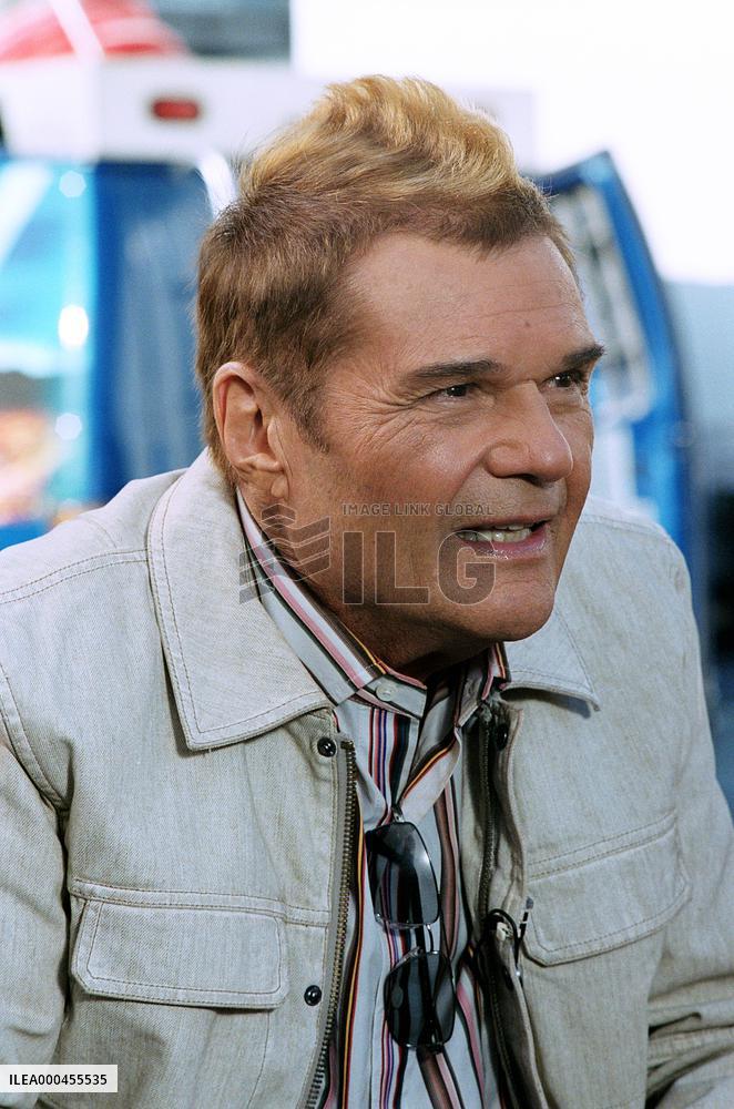 For Your Consideration (2006)