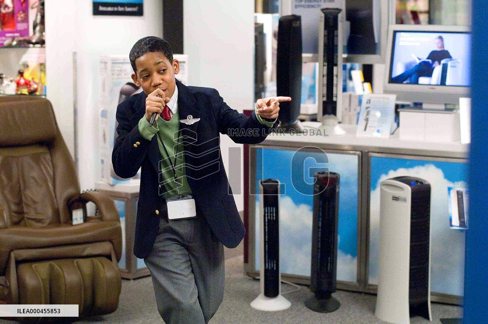 Grounded: Unaccompanied Minors (2006)