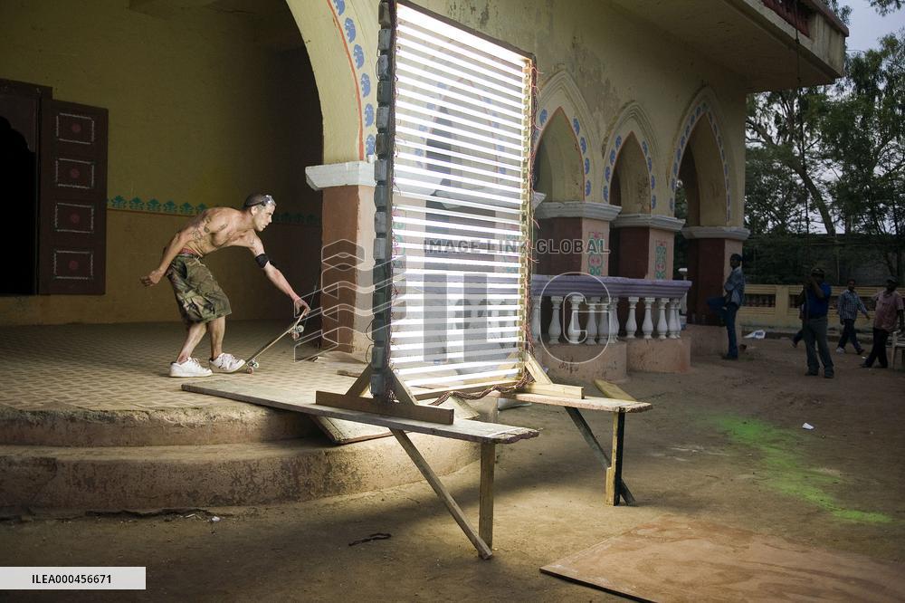 Jackass Number Two (2006)