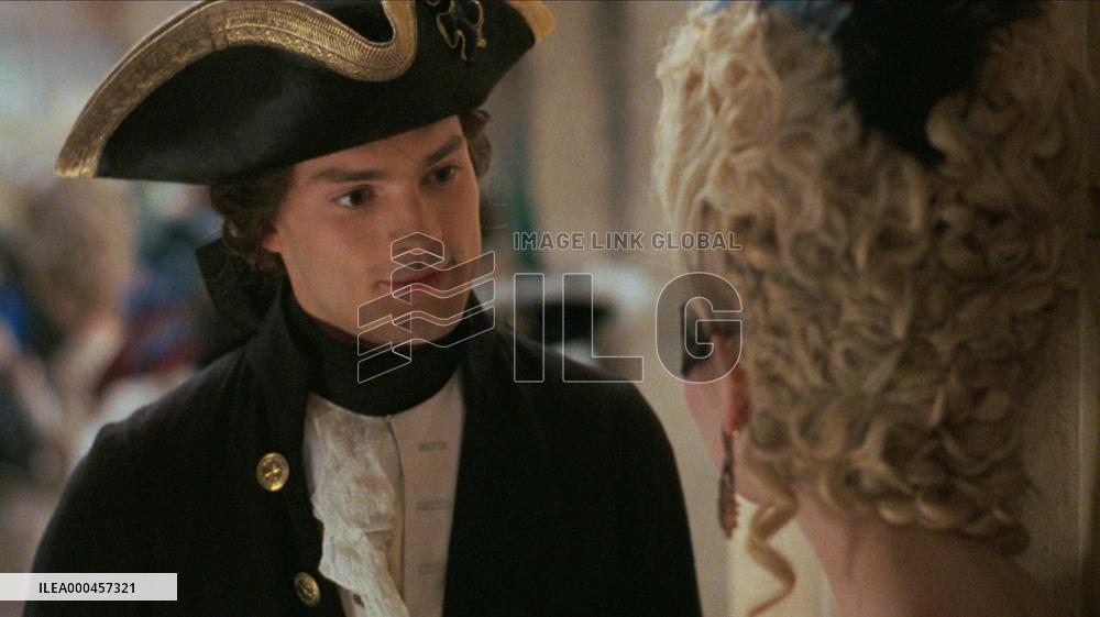 Marie Antoinette (2006)