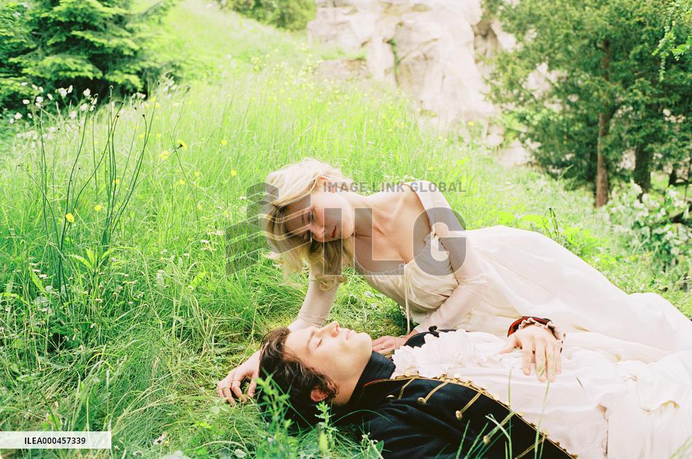 Marie Antoinette (2006)