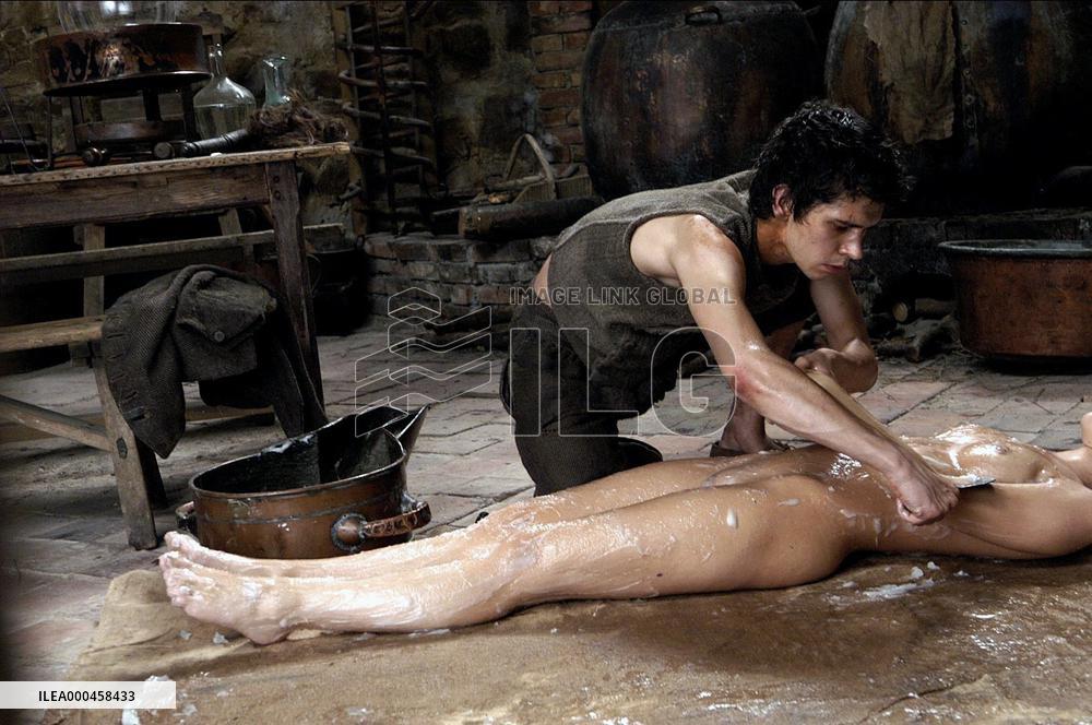 Perfume: The Story Of A Murder (2006)