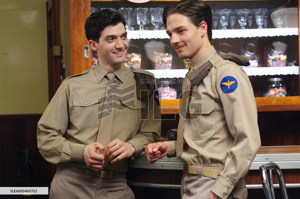 Closing The Ring (2007)