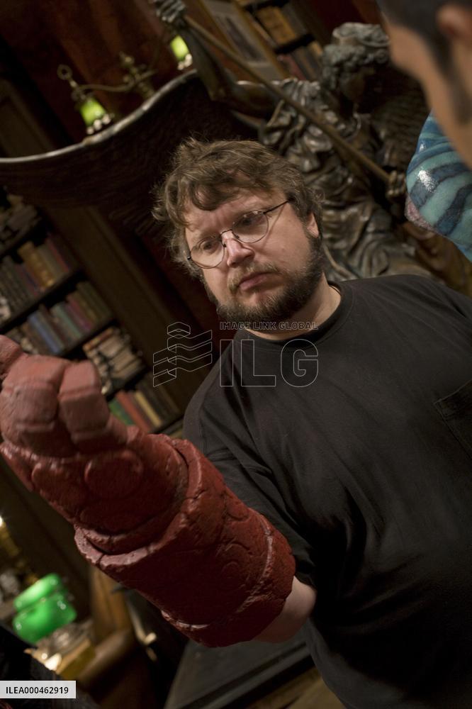 Hellboy Ii: The Golden Army (2008)