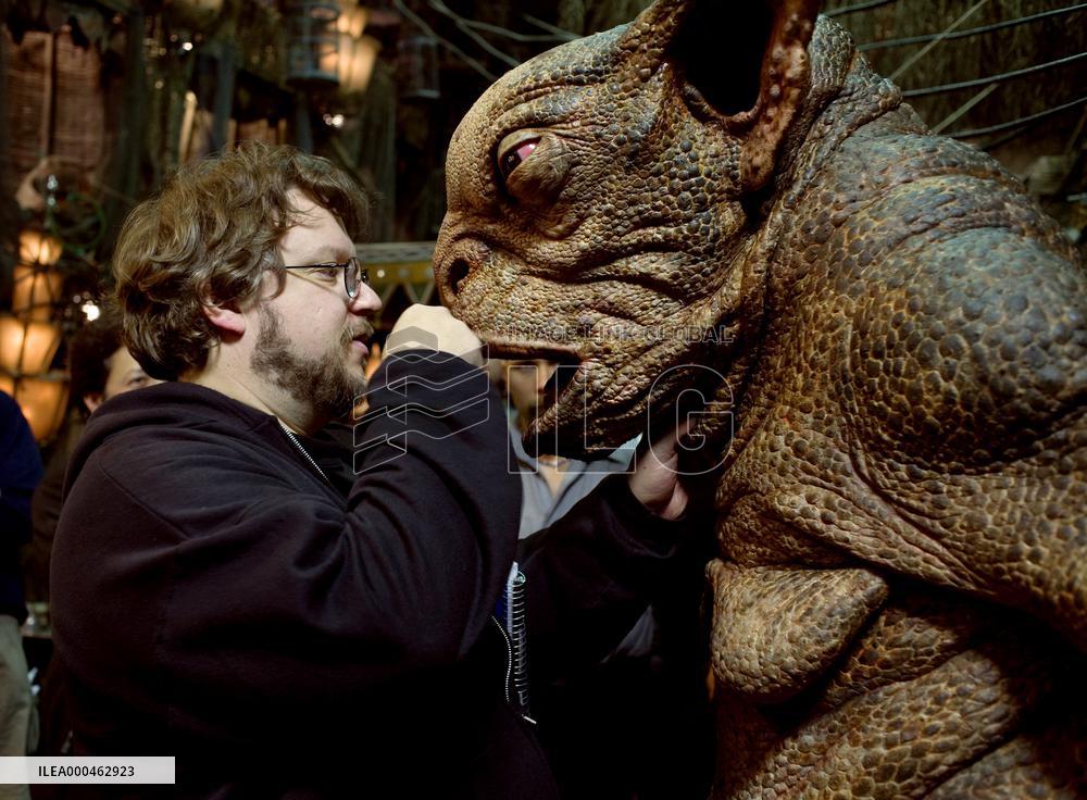 Hellboy Ii: The Golden Army (2008)