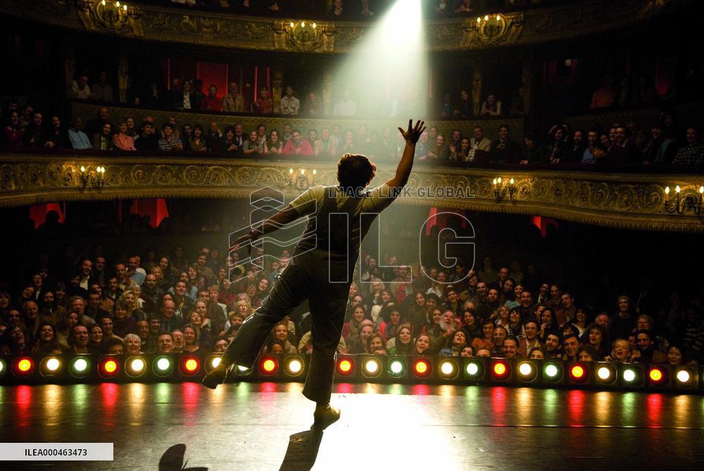 Coluche, L'Histoire D'Un Mec (2008)