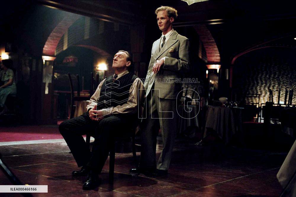 La Vie En Rose; La Mome (2007)