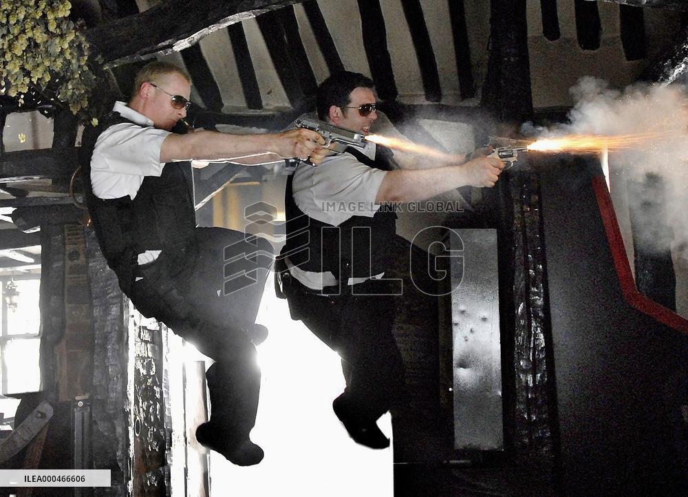 Hot Fuzz (2007)