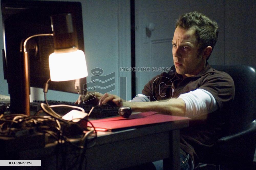 Perfect Stranger (2007)