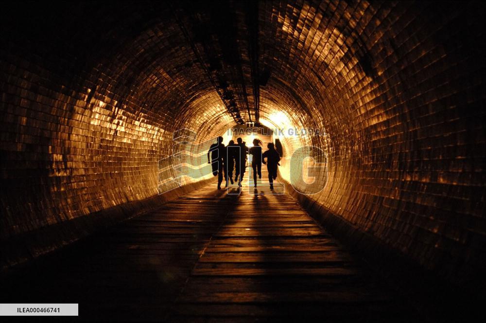 28 Weeks Later (2007)