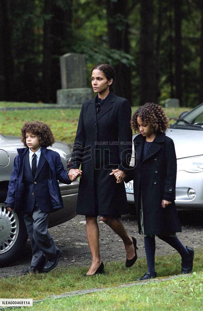 Things We Lost In The Fire (2007)