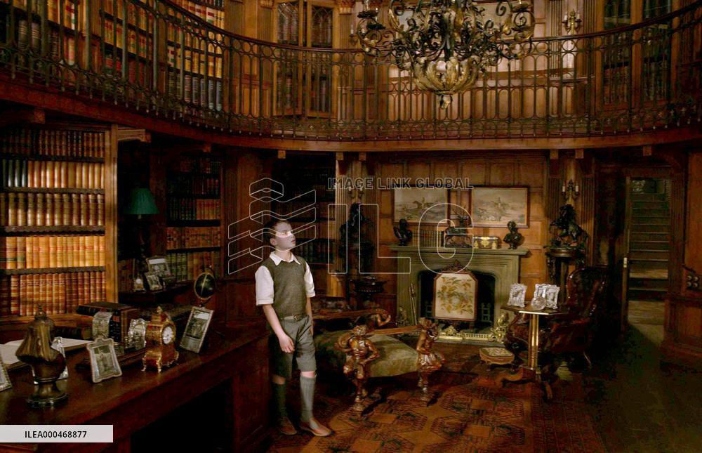 The Water Horse (2007)