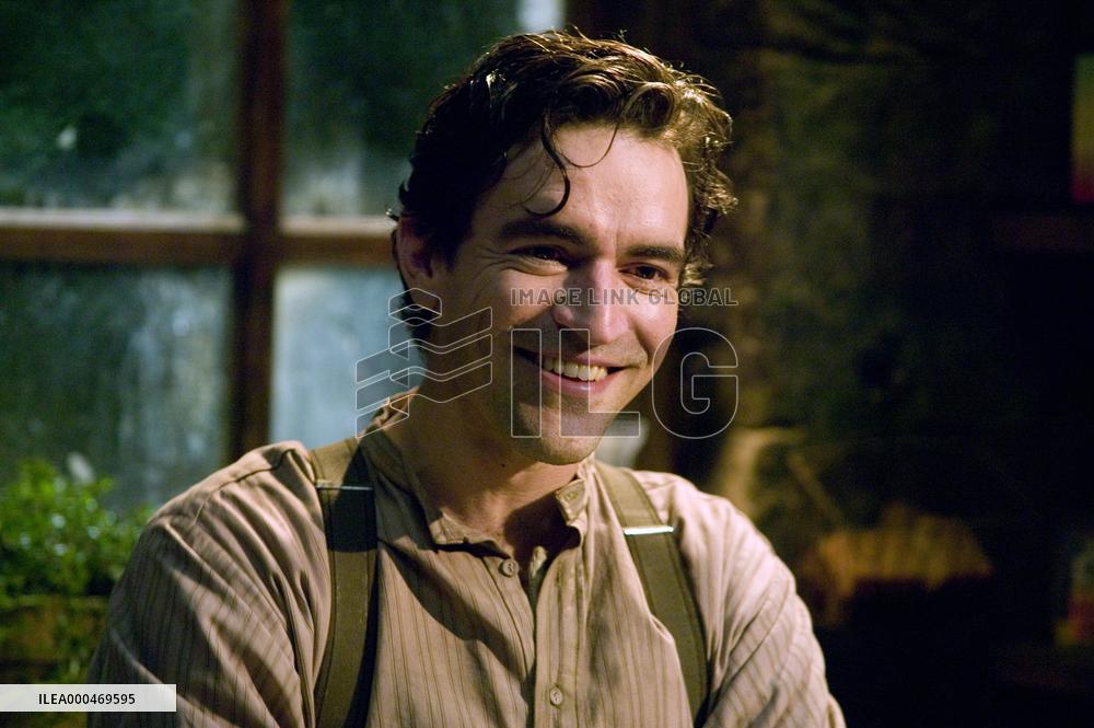 The Water Horse (2007)