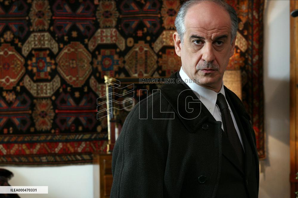 The Girl By The Lake (2007)