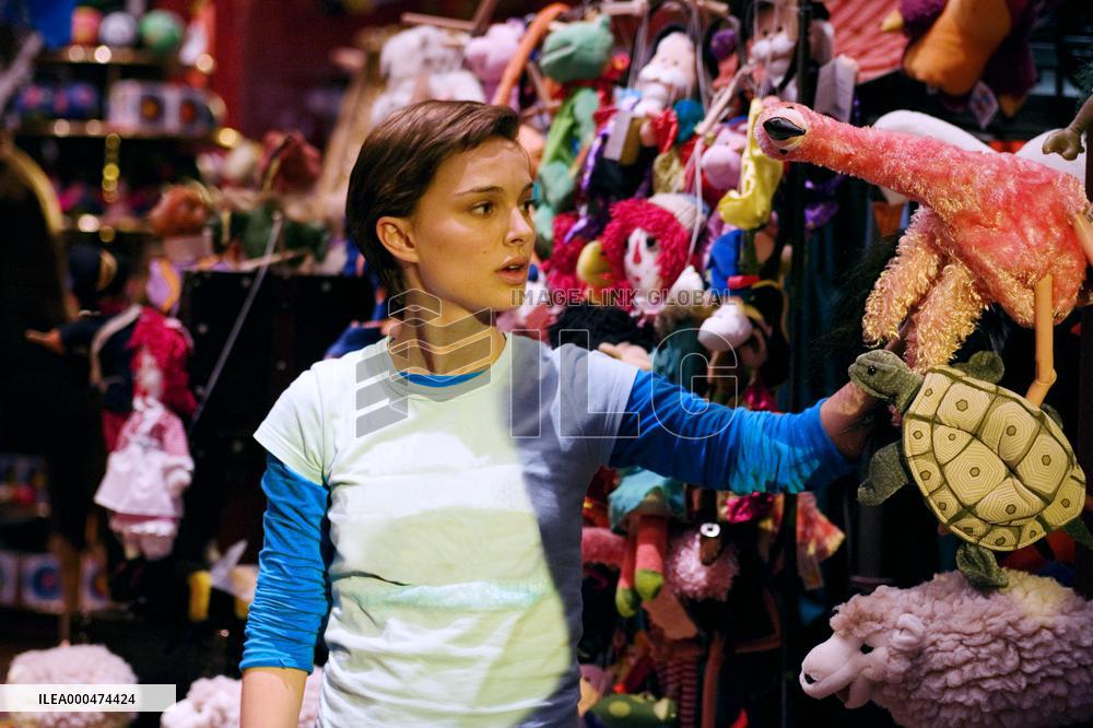 Mr. Magorium'S Wonder Emporium (2007)