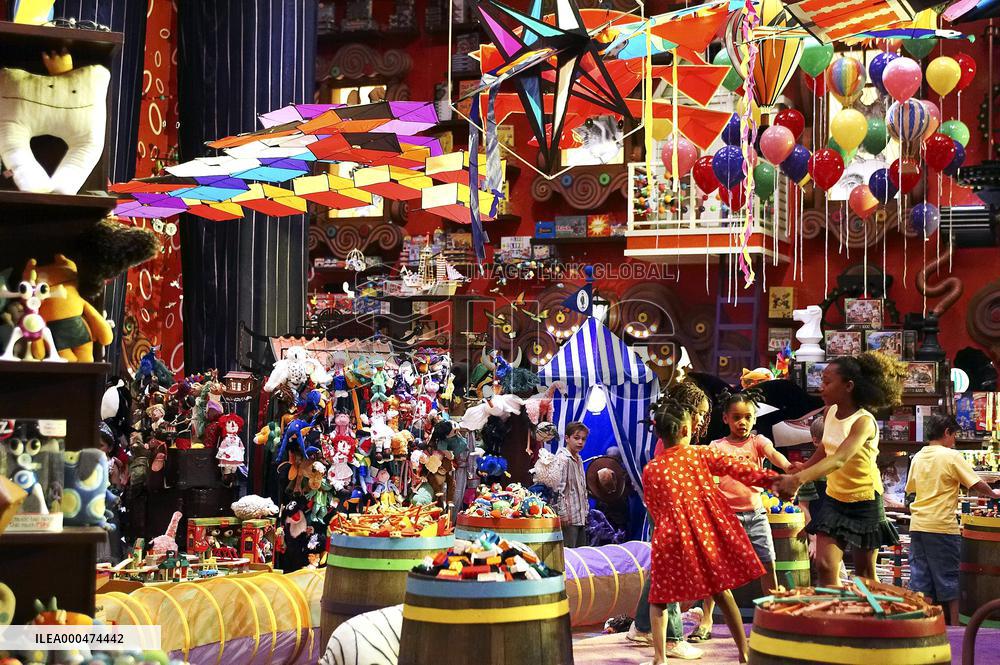 Mr. Magorium'S Wonder Emporium (2007)