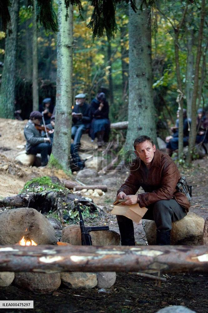 Defiance (2008)