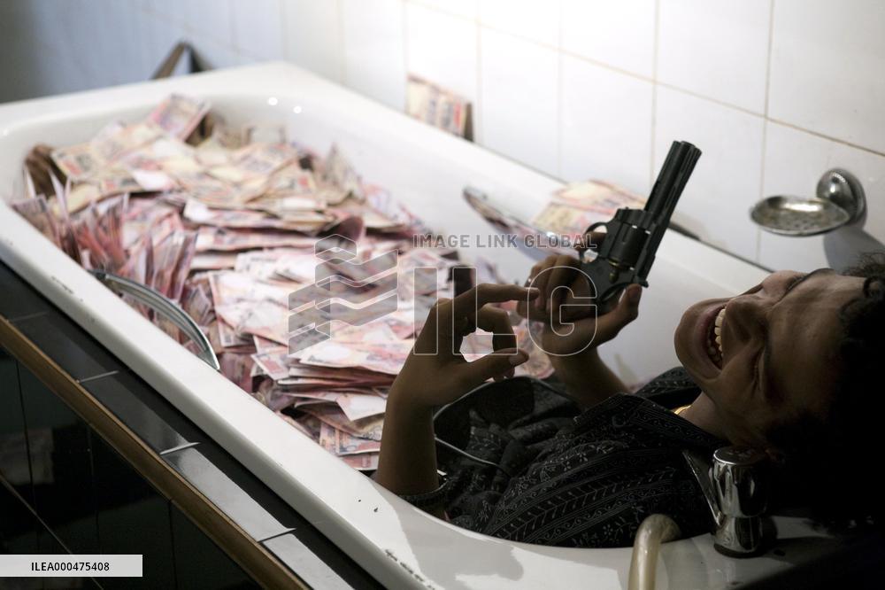 Slumdog Millionaire (2008)