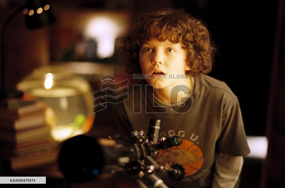 Meet Dave; Starship Dave (2008)