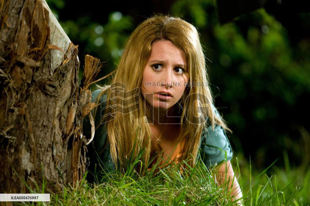 Aliens In The Attic (2009)