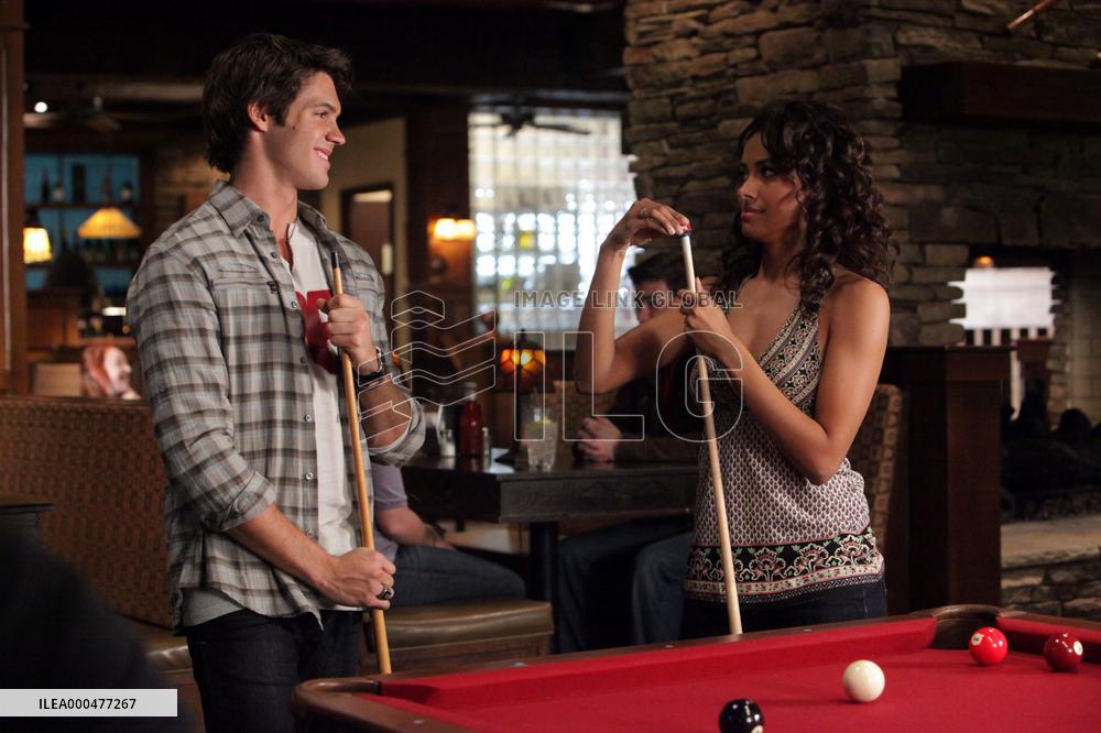 The Vampire Diaries : Season 2 (2010)