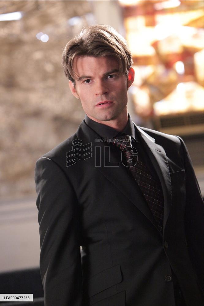 The Vampire Diaries : Season 2 (2010)