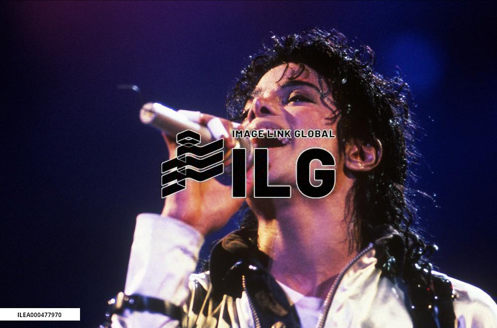 Michael Jackson: The Inside St (2010)