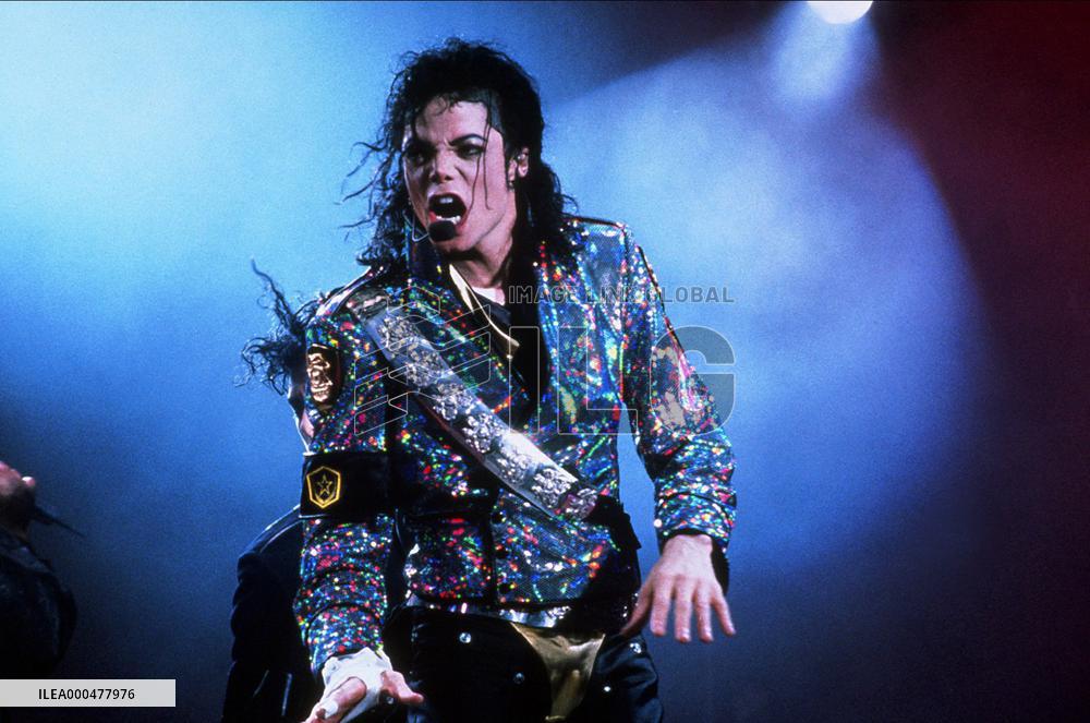 Michael Jackson: The Inside St (2010)