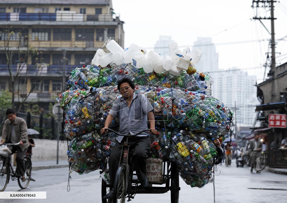 Plastic Planet (2009)