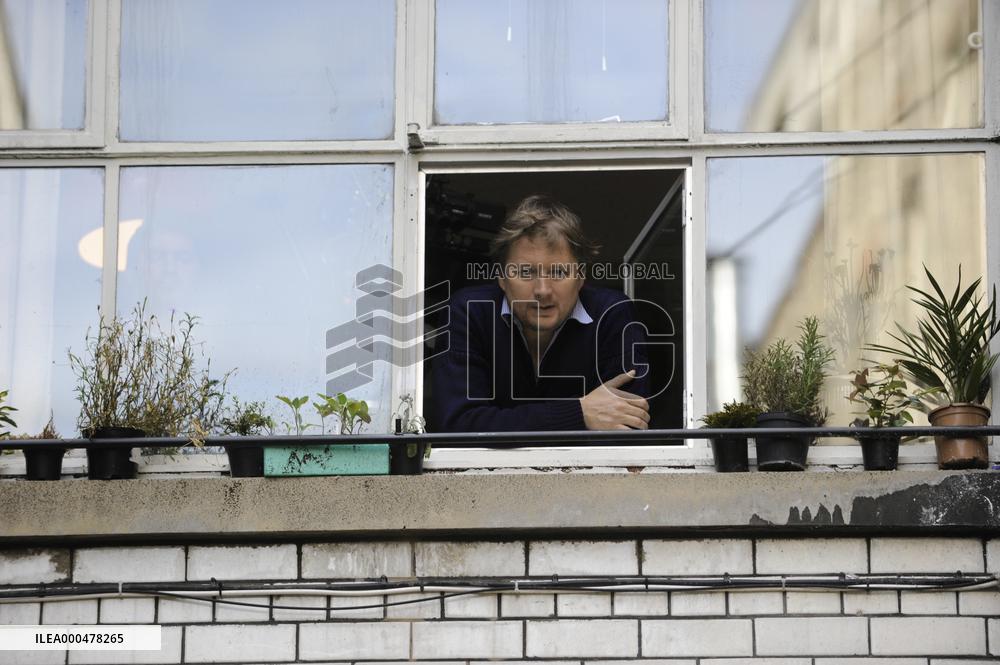 Perfect Sense ; The Last Word (2010)