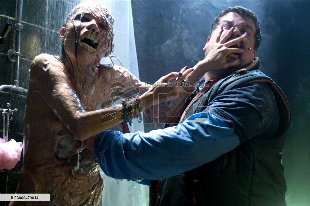 Lesbian Vampire Killers (2009)