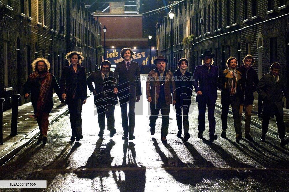 The Boat That Rocked (2009)