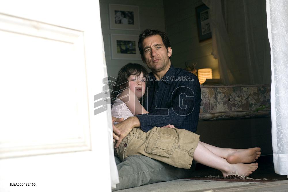 The Boys Are Back (2009)