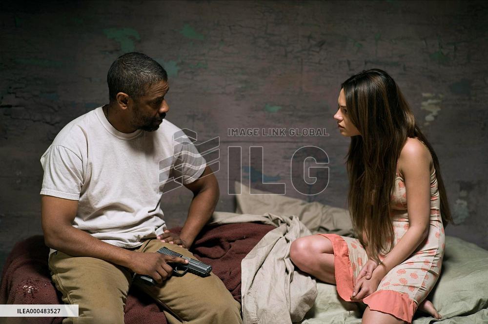 The Book Of Eli (2010)